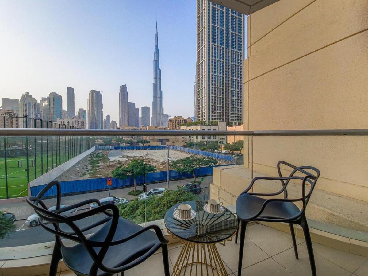 Luxury 2-bed Full Burj Khalifa Lights View! * Dubai